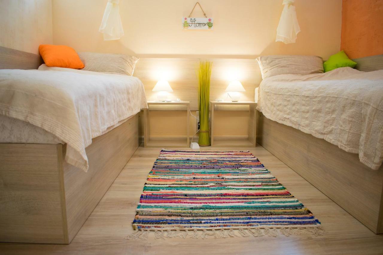 Apartment 4 Seasons Apartments, A1 *
