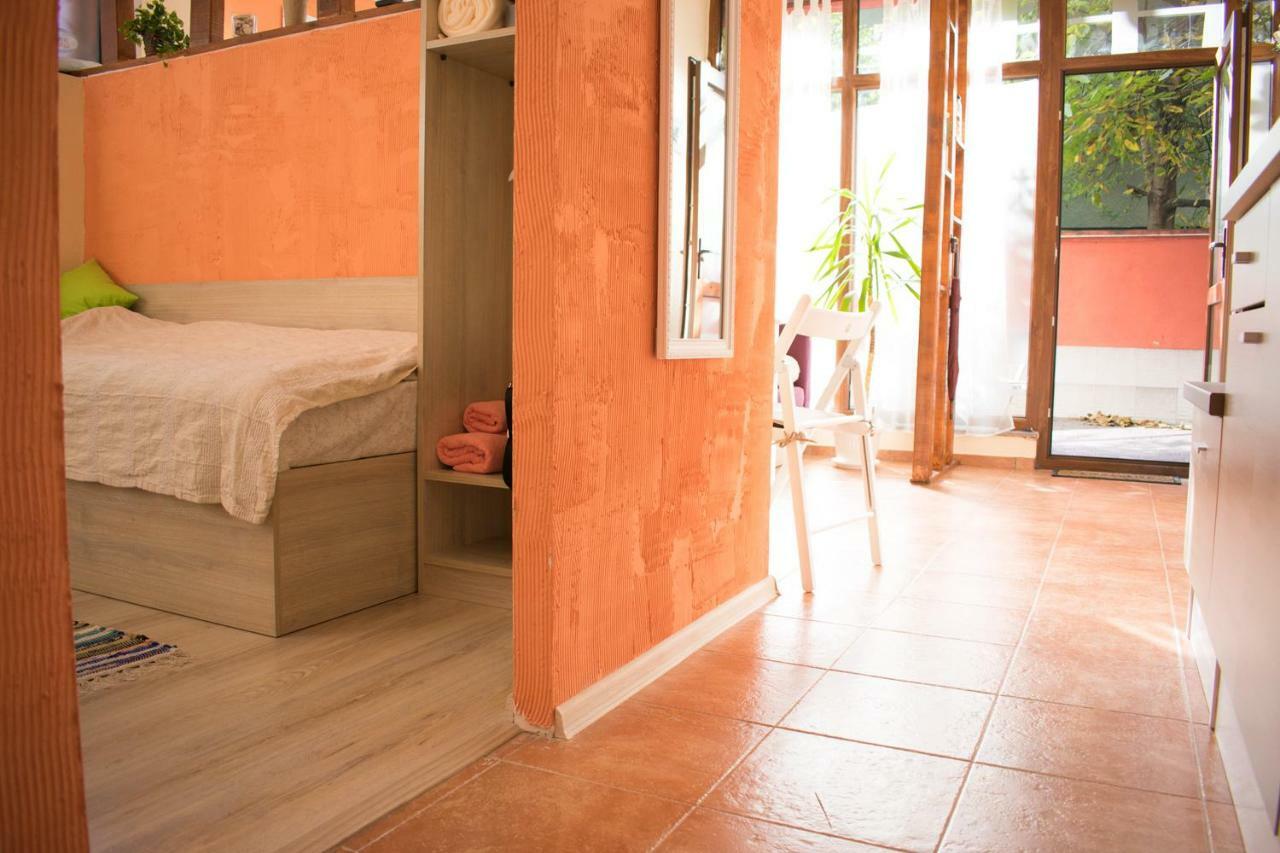 Apartment 4 Seasons Apartments, A1 *